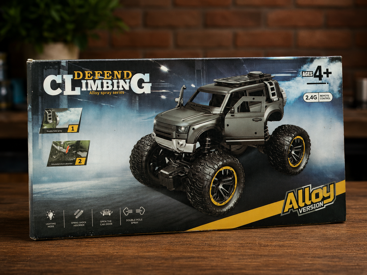 Defender 1:18 Scale Die-Cast Toy Car 🚙